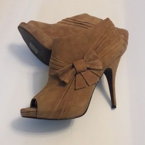 Aldo/ Tan /Suede/Bow/ Sharlin /Peep Toe/ Booties